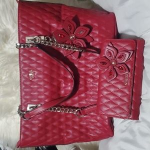 Guess hand back